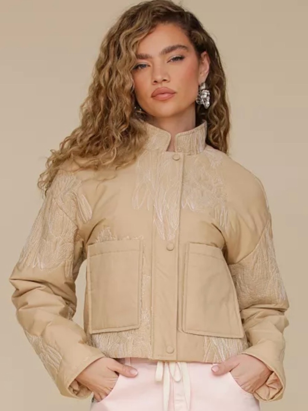 Avec Les Filles Beige Floral Embroidered Quilted Cropped Jacket sz S Coastal